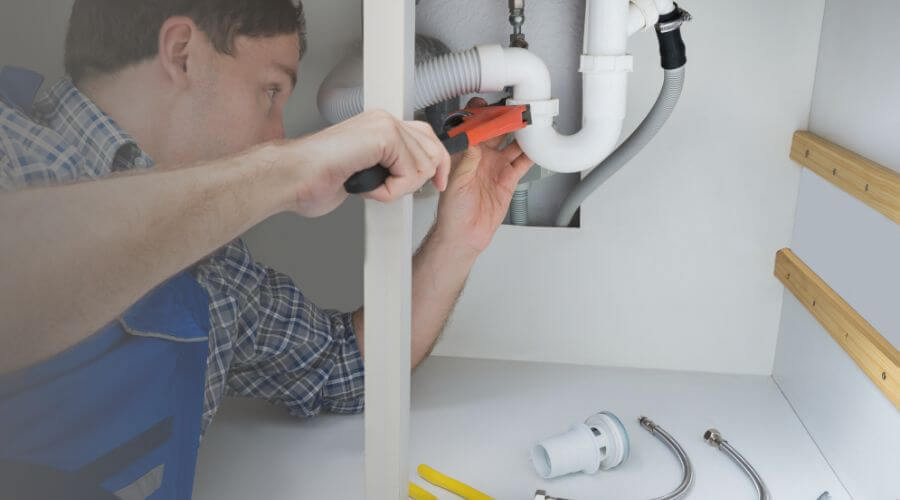 Local tankless water heater installation in Superior, IA